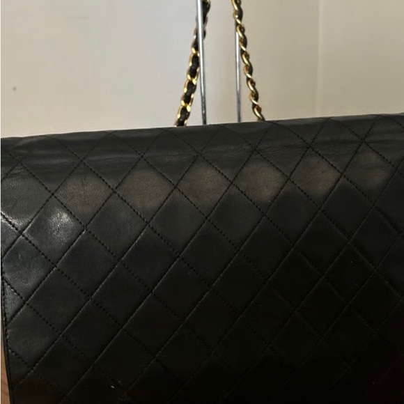CHANEL Matelasse Lambskin Pushlock Chain Shoulder Bag Black - Picture 2 of 6